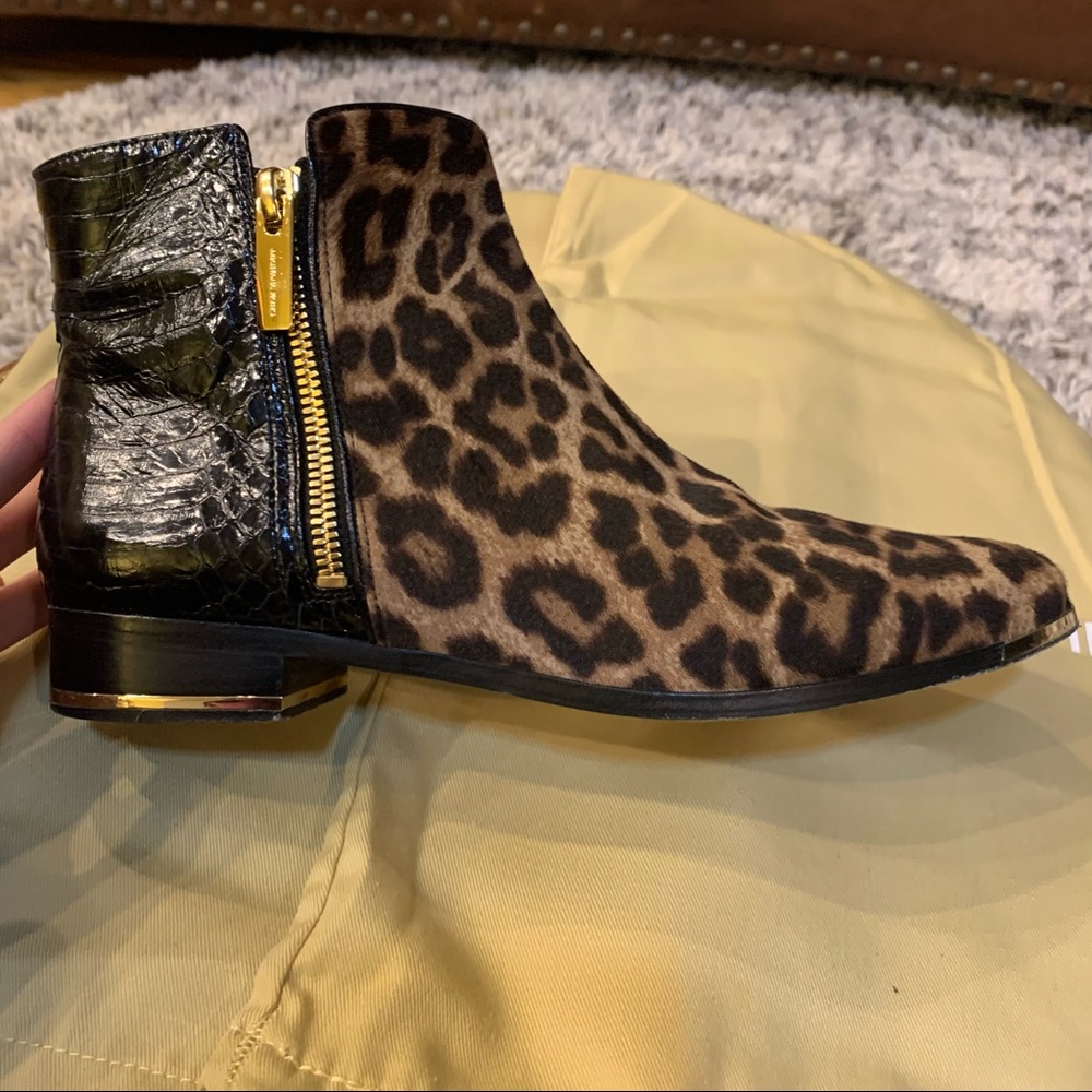 LIKE NEW Michael Kors Leopard/Snake Skin Zip Boots